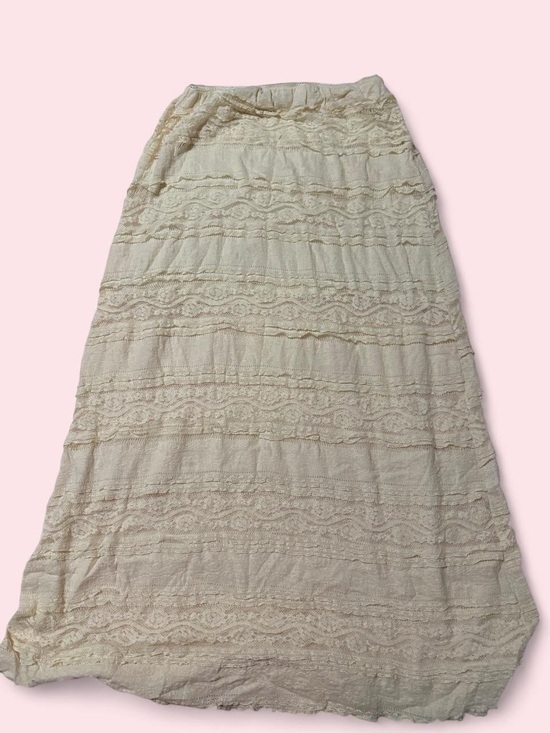 American Eagle Outfitters Dresses & Skirts - American Eagle Outfitters Cream Lace Maxi Skirt